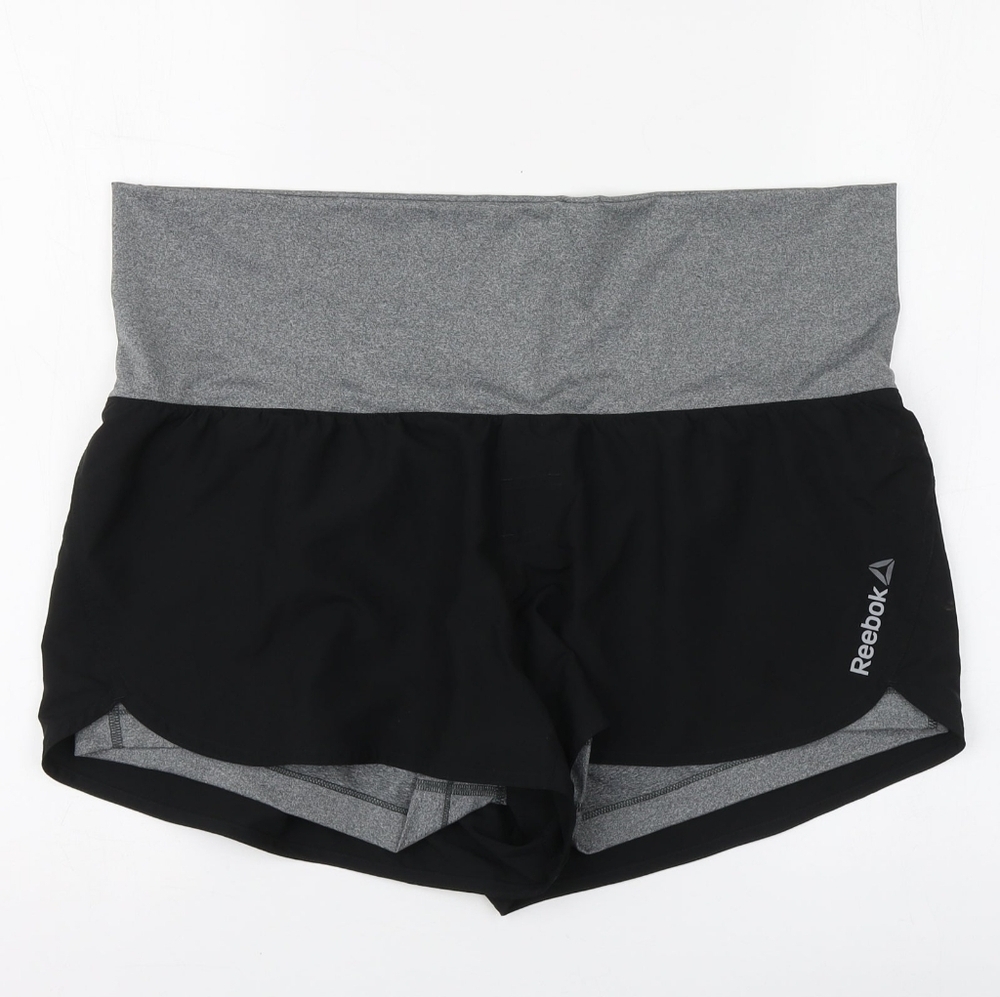 REEBOK Play Dry shorts